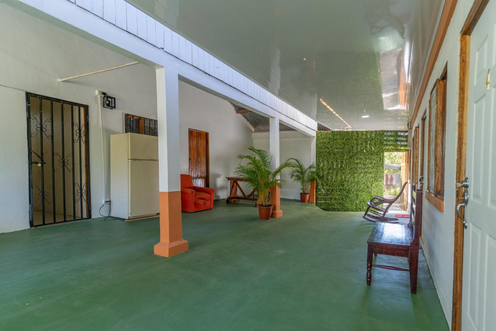 ليبيريا El Cocobolo Food&Rest Room 4 Bed And Breakfast Wifi Ac Pkg Gratis المظهر الخارجي الصورة